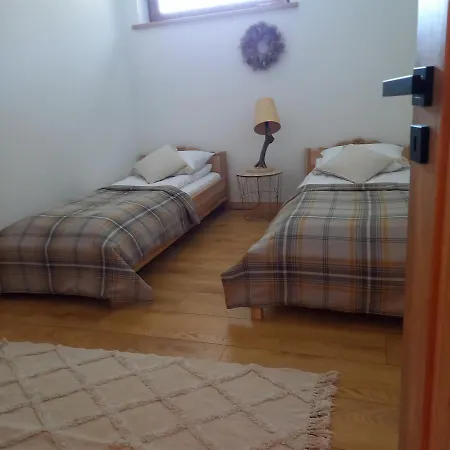 Babcia Goralka House *