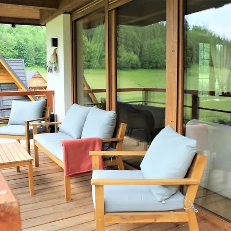 Летний дом Babcia Goralka House *